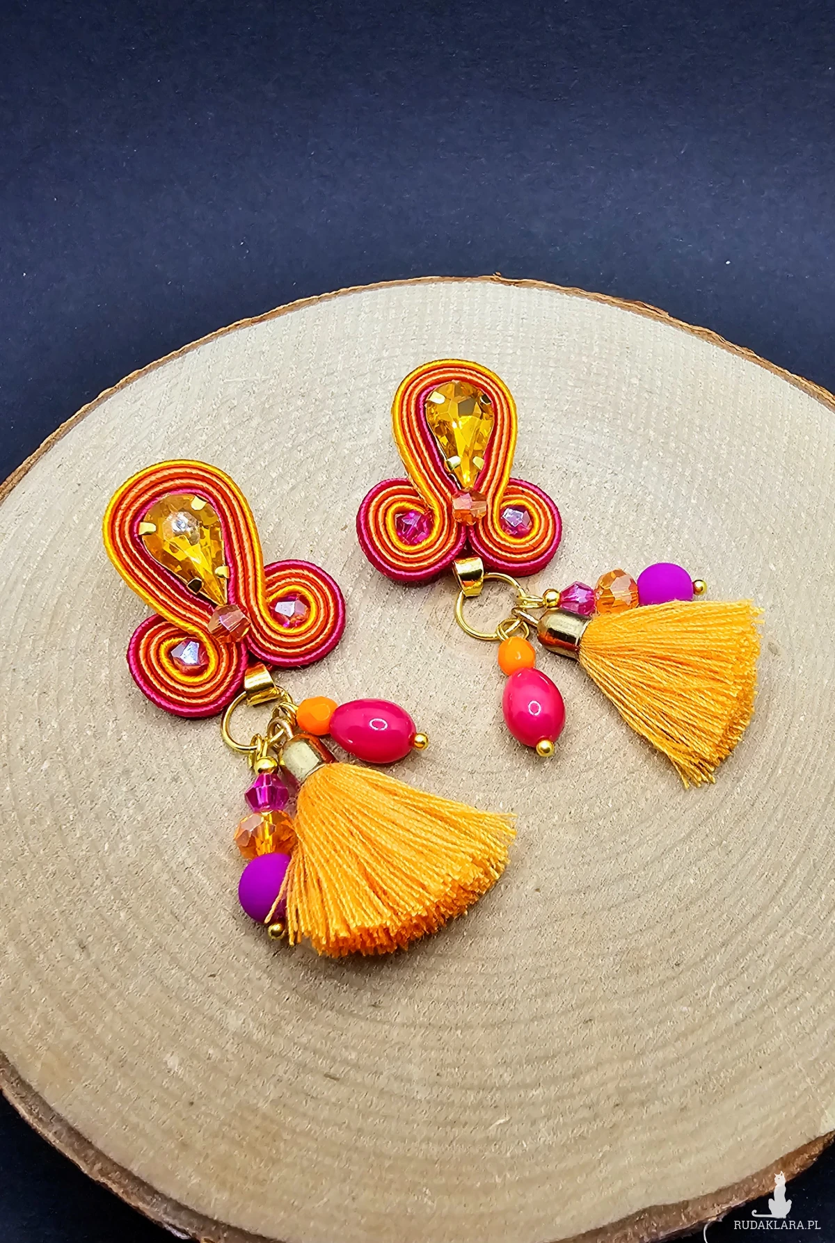 Pomarańczowo-różowe kolczyki sutasz z chwostami